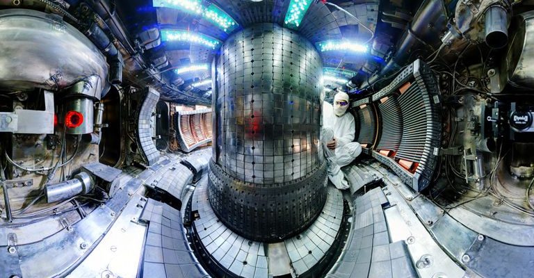 "شمس على الأرض".. العلماء يتوصَّلون إلى مصدر أبدي للطاقة النظيفة "شمس على الأرض".. العلماء يتوصَّلون إلى مصدر أبدي للطاقة النظيفة