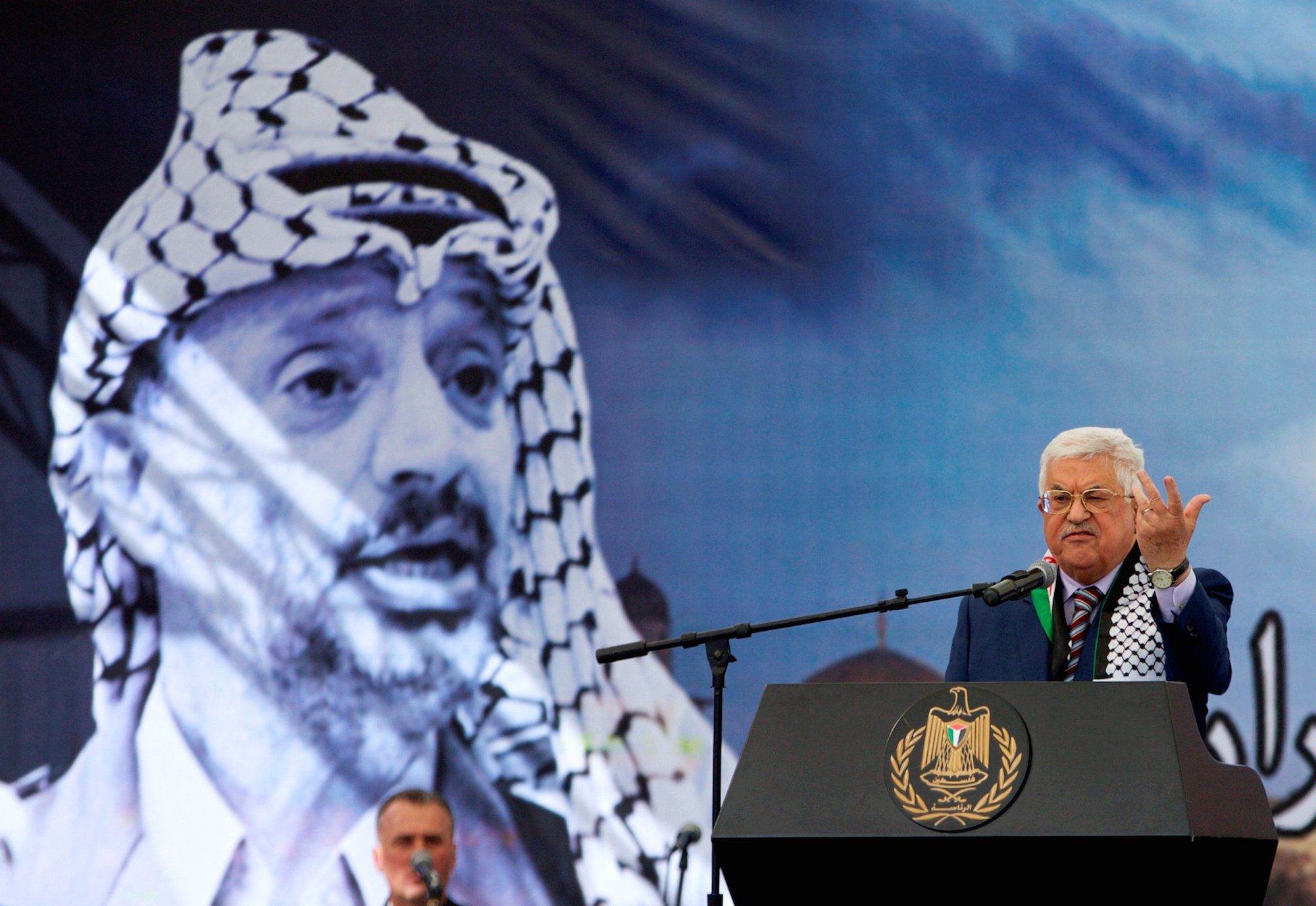 ما يجب على الفلسطينيين فعله قبل مطالبة العالم بمساندتهم!