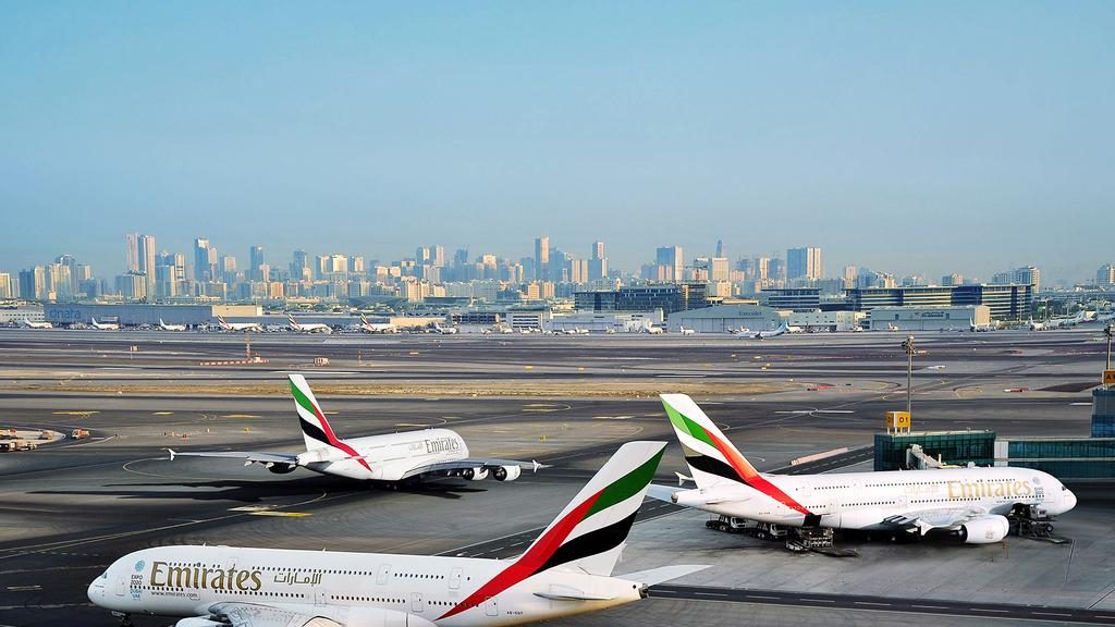 سكاي نيوز: وقف الرحلات في مطار دبي بسبب نشاط مجهول  لطائرات دون طيار