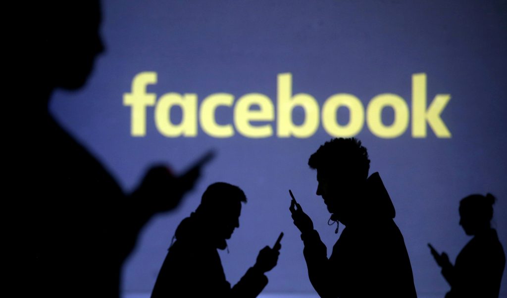 رويترز: اختراق فيسبوك يشغل العالم
