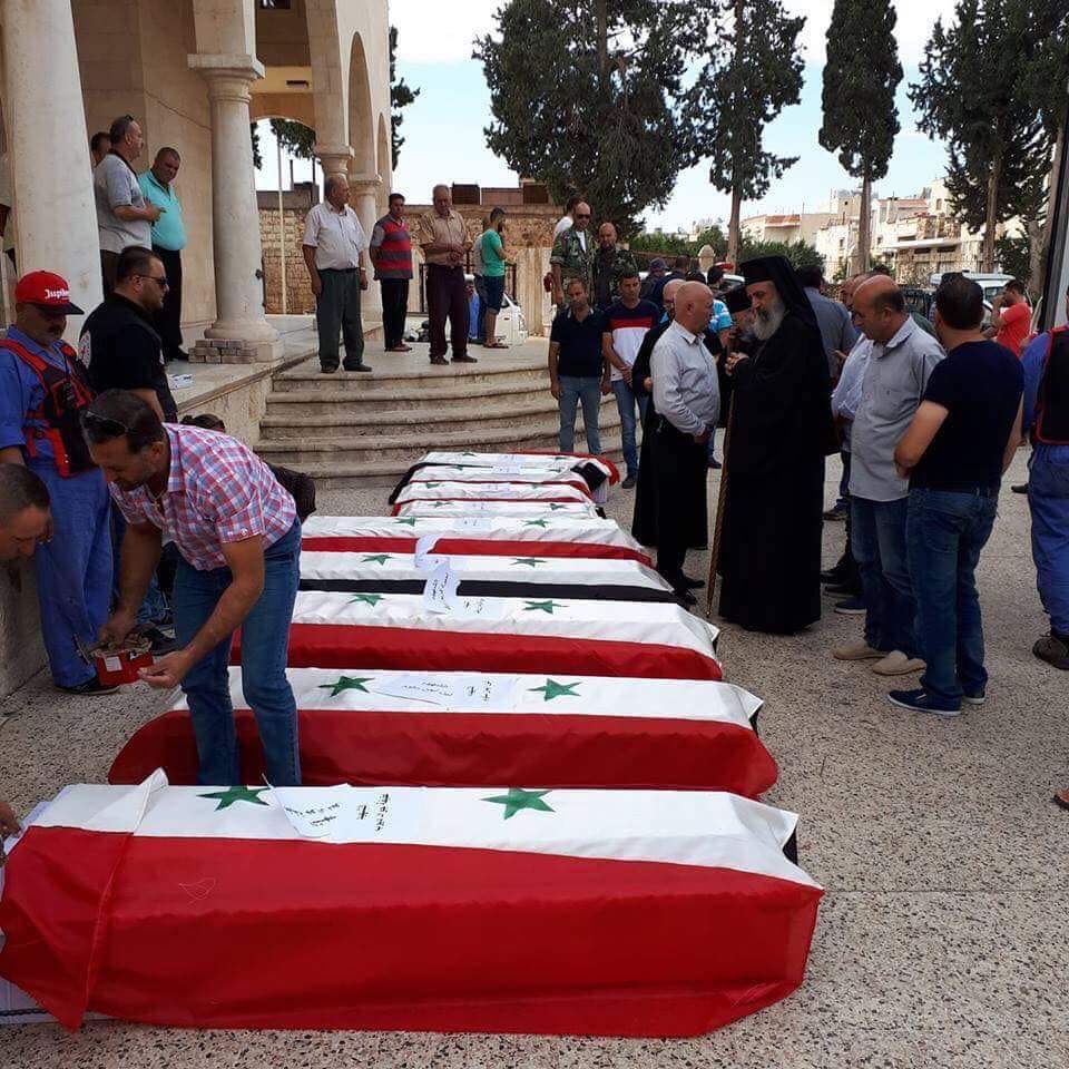 انحازت مدينة محردة ذات الأغلبية المسيحية ، إلى صفِّ النظام بتشكيل قوات الدفاع الوطني في محردة ما أدى إلى إقحامها في الخطوط الأمامية للحرب حتى بعد اتفاق إدلب