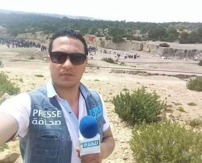 انتحار مصور صحافي تونسي على طريقة البوعزيزي موت صحافي تونسي حرقا