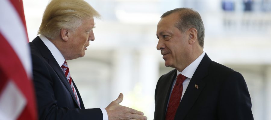 تحت الضغط : ترمب لأردوغان أعطِني ضمانات حول مصير أكراد سوريا تحت الضغط : ترمب لأردوغان أعطِني ضمانات حول مصير أكراد سوريا
