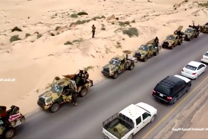 قوات خليفة حفتر تقترب من العاصمة الليبية طرابلس/ رويترز