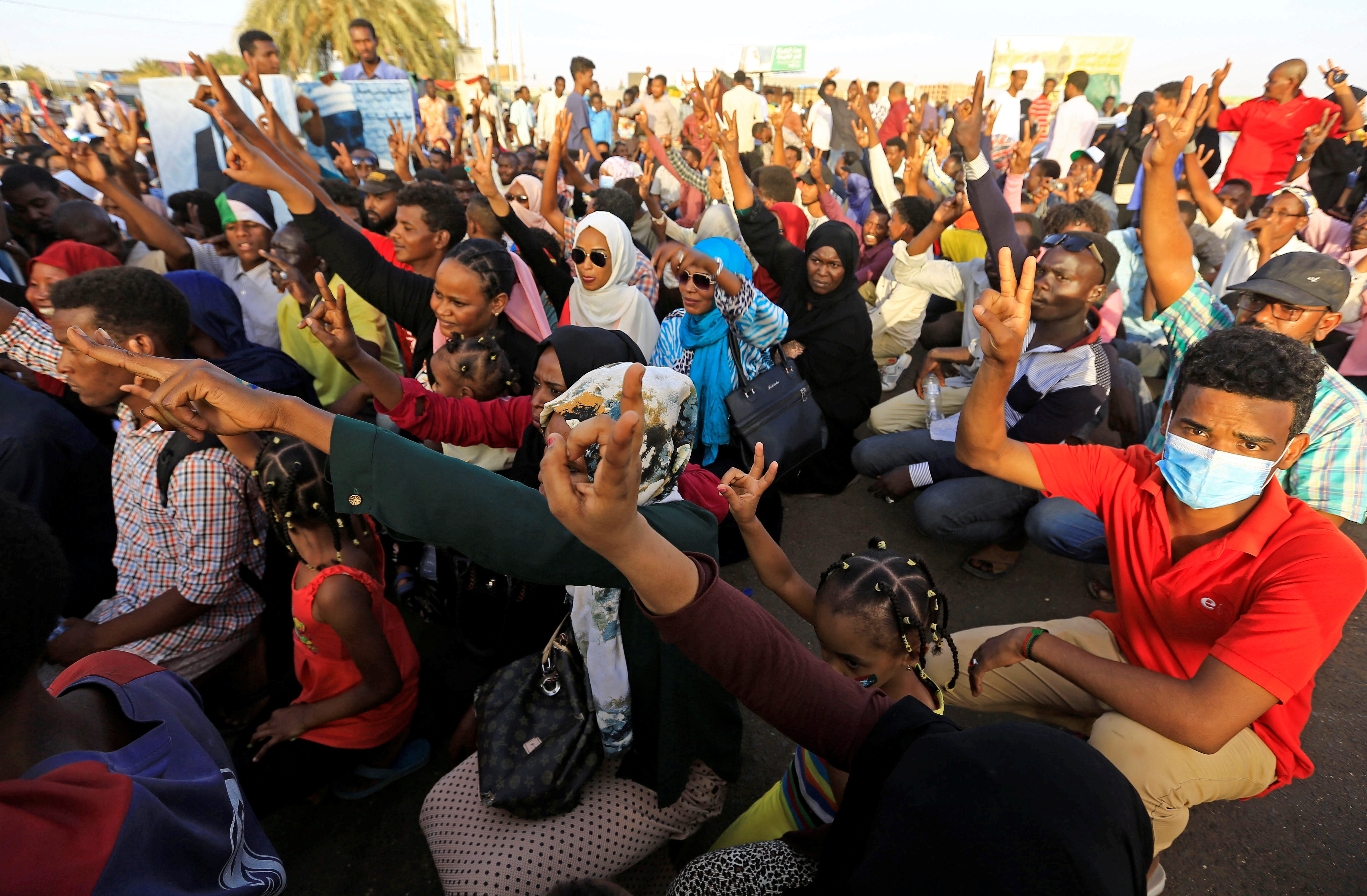 الاحتجاجات في السودان/رويترز