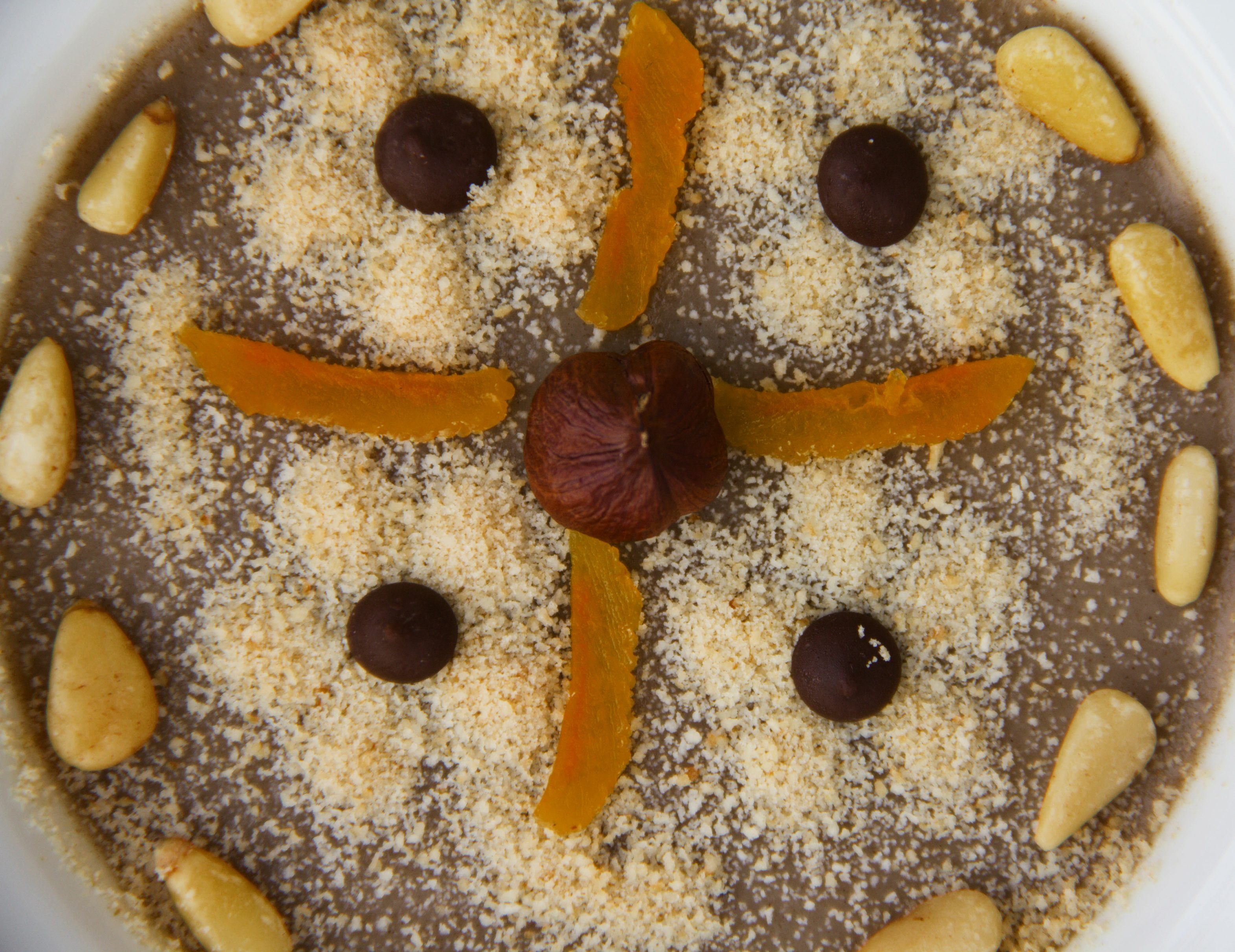 iStock/ لا تناسب أصحاب مرضى السكري والأمراض المزمنة لما تحتويه على نسب عالية من السعرات الحرارية