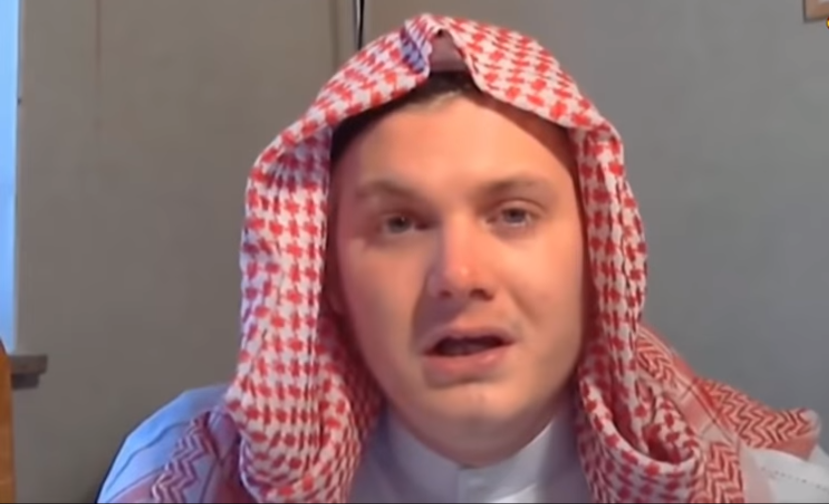 جد سويدي يحاول استعادة أحفاده من سوريا