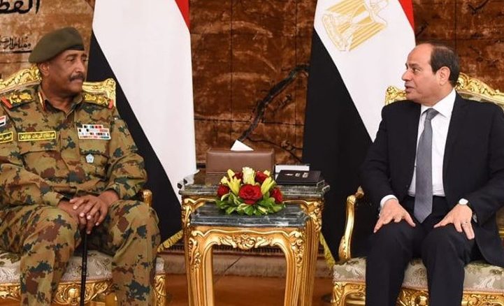 السيسي استقبل رئيس المجلس العسكري السوداني عبد الفتاح البرهان بالقاهرة السبت الماضي- صحيفة الشروق