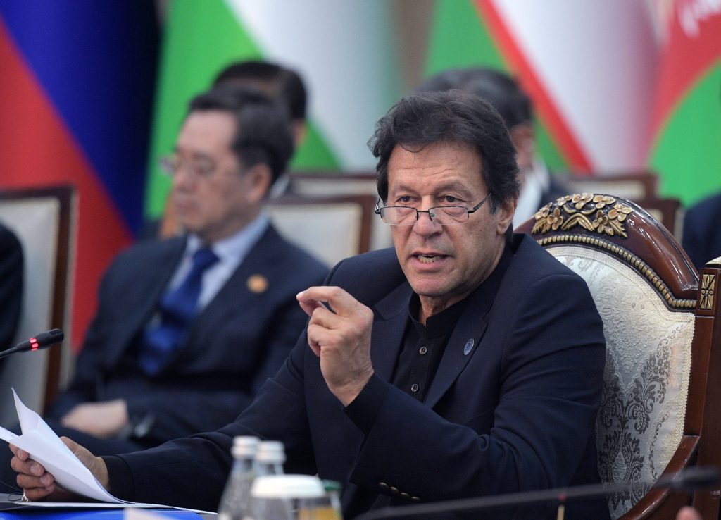 عمران خان رئيس خكومة باكستان/ رويترز