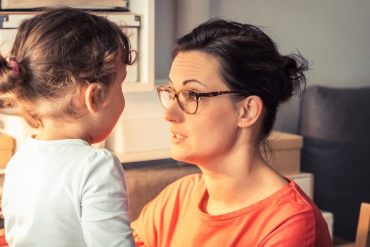 iStock \ لن تتمكن من الكذب عند التحديق بوجه من تتحدث إليه