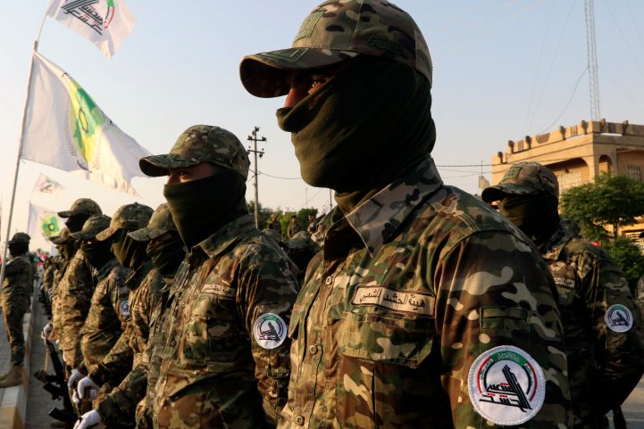 مقاتلون من الحشد الشعبي في العراق/ رويترز