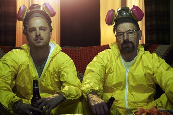 تدور أحداث الفيلم حول شخصية بينكمان، طبَّاخ الميثامفيتامين سريع الانفعال، التي يجسدها النجم بول