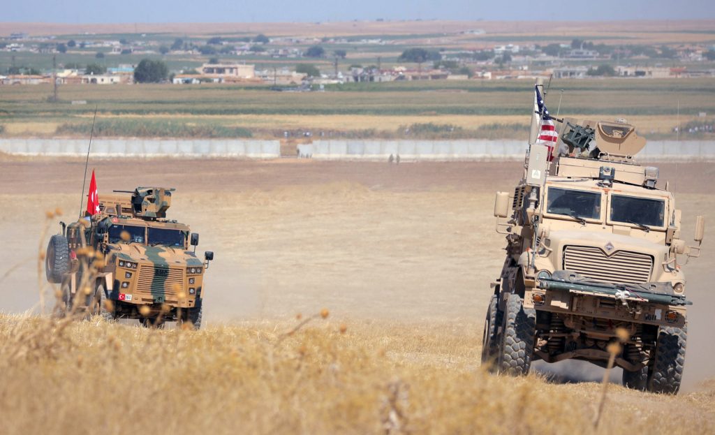 الجيش الأمريكي سوريا قصف قاعدة أمريكية سوريا 