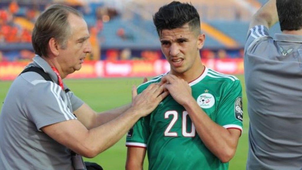 يوسف عطال بقميص منتخب الجزائر 