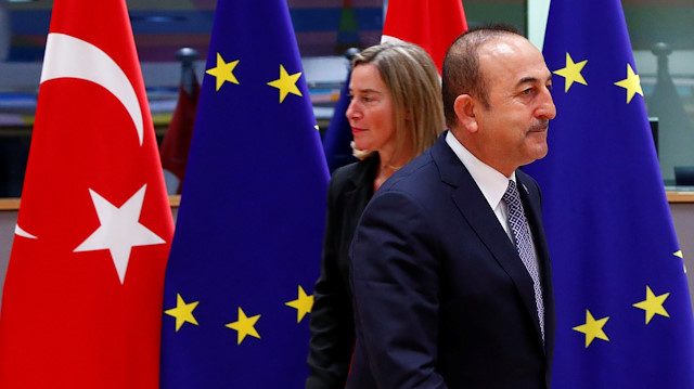 أوروبا تتهرب من تسلمهم.. لديها خطة سرية لنقل مواطنيها الدواعش المرحَّلين من تركيا إلى دولة عربية