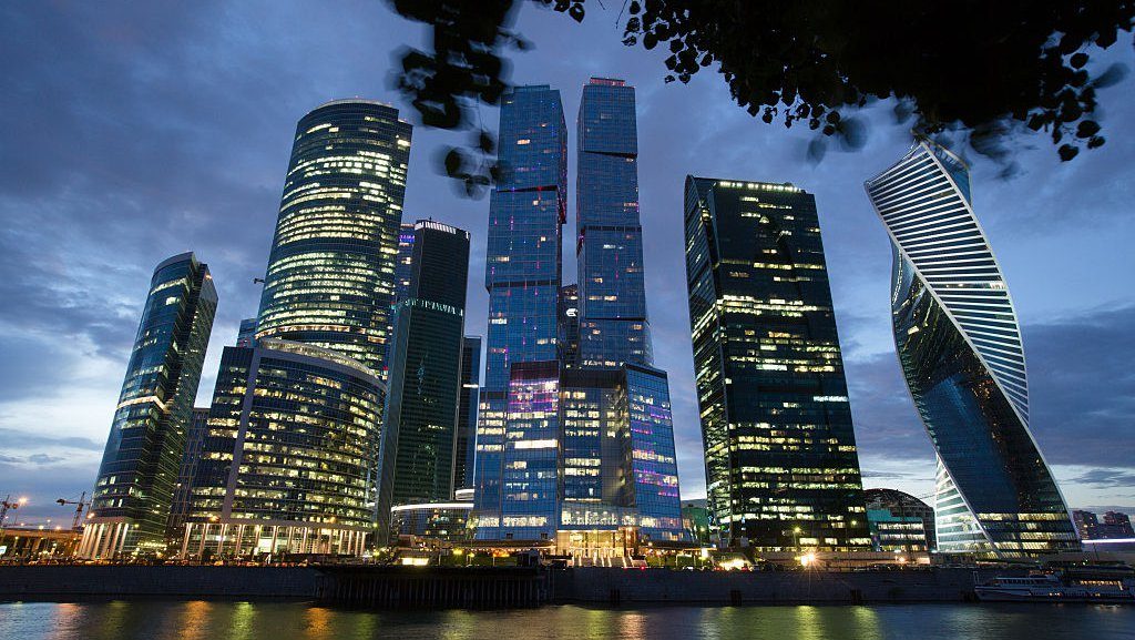 ناطحات سحاب حي مدينة موسكو الجديدة التي اشترت فيها عائلة الأسد عشرات الشقق الفاخرة/ Getty