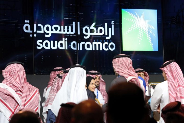 فاينانشيال تايمز: غياب التقدم الاقتصادي يساعد في تفسير حرص الأمير محمد على استكمال طرح أسهم أرامكو خلال العام الجاري