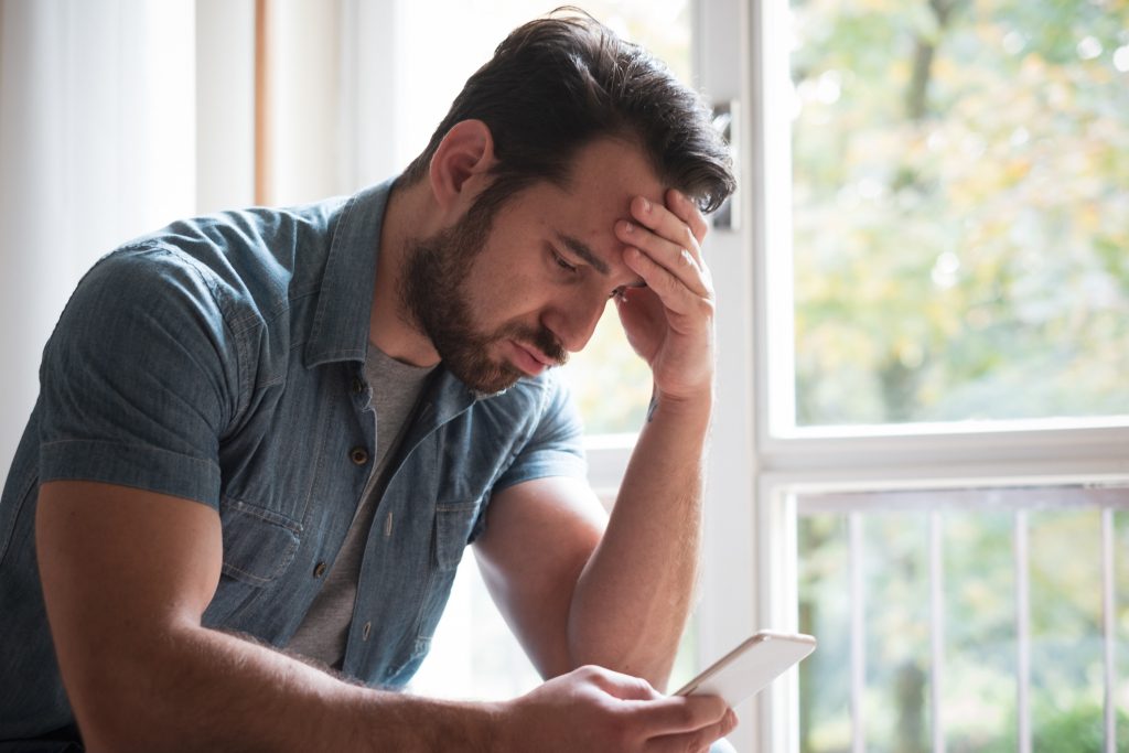 لماذا ينجذب مستخدمو مواقع التواصل الاجتماعي إلى نشر الكذب؟
