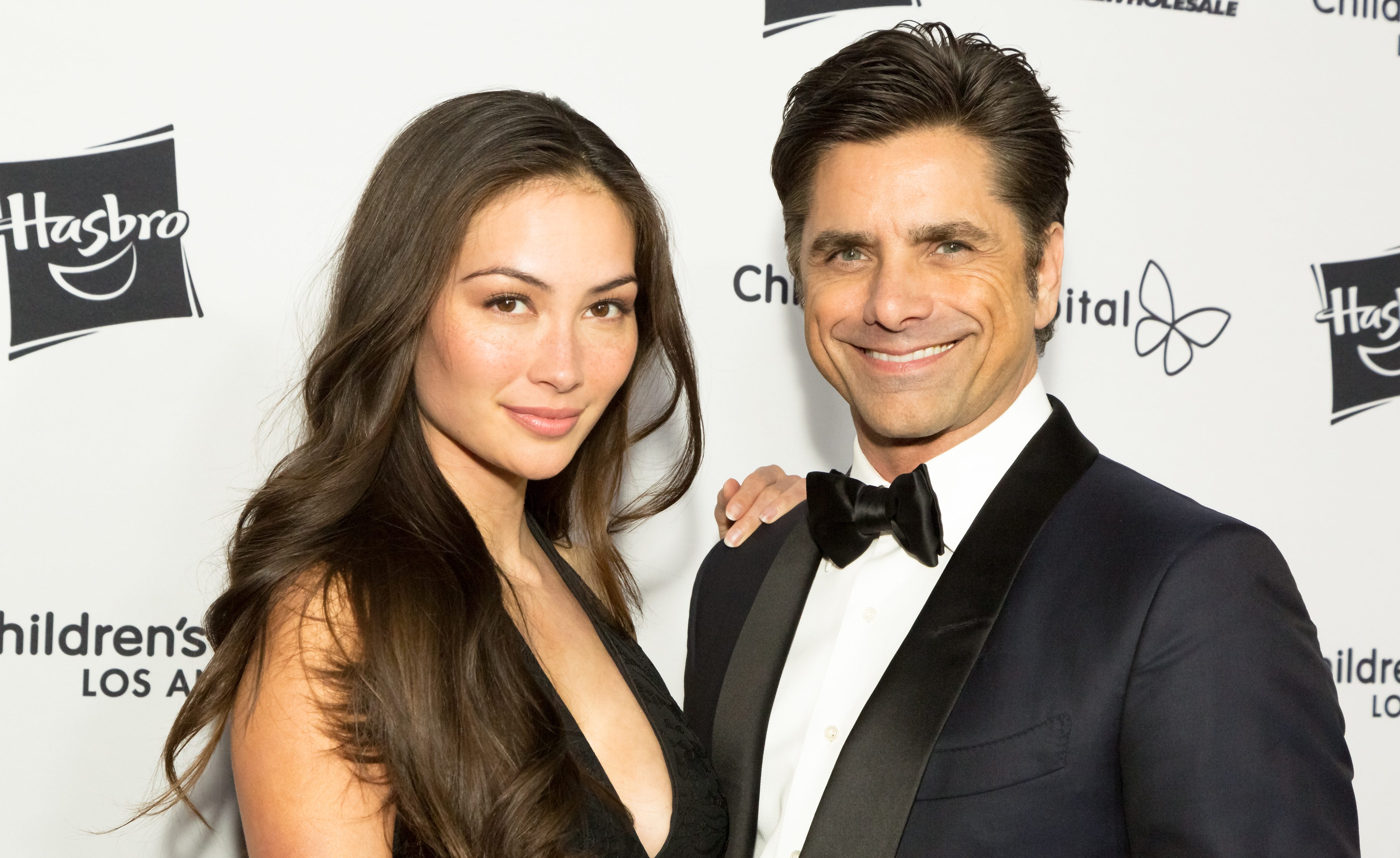 social media\ عروض زواج المشاهير