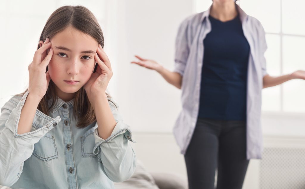 لماذا يرفض المراهقون نصيحة الآباء
