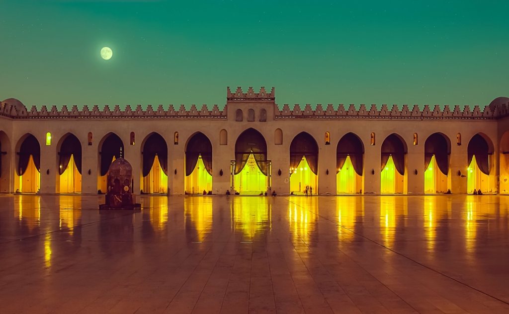البهرة والأحمدية