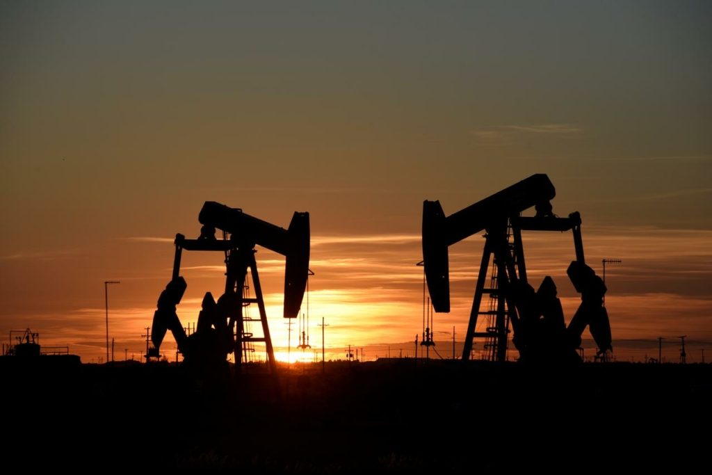 ماذا لو قررت الصين وقف استيراد النفط؟ السعودية وروسيا ستدفعان الثمن غالياً