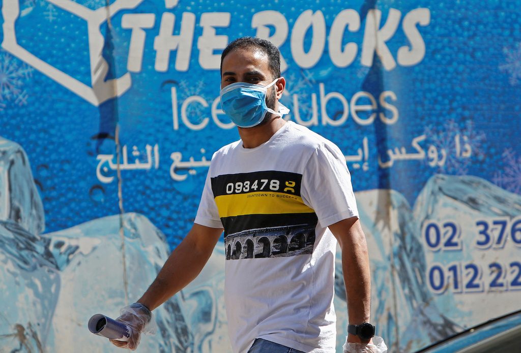 “الصحة” المصرية تخفض مدة الحجر إلى 7 أيام.. وتطلب من مواطنيها استكمالها بمنازلهم لحين ظهور أعراض كورونا!