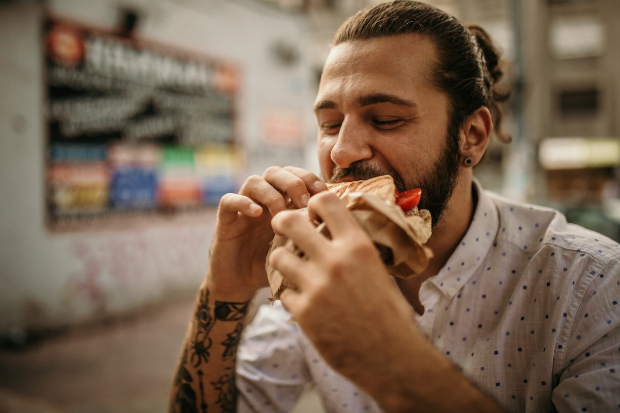 iStock/ ساندويش سريع من أجل العمل