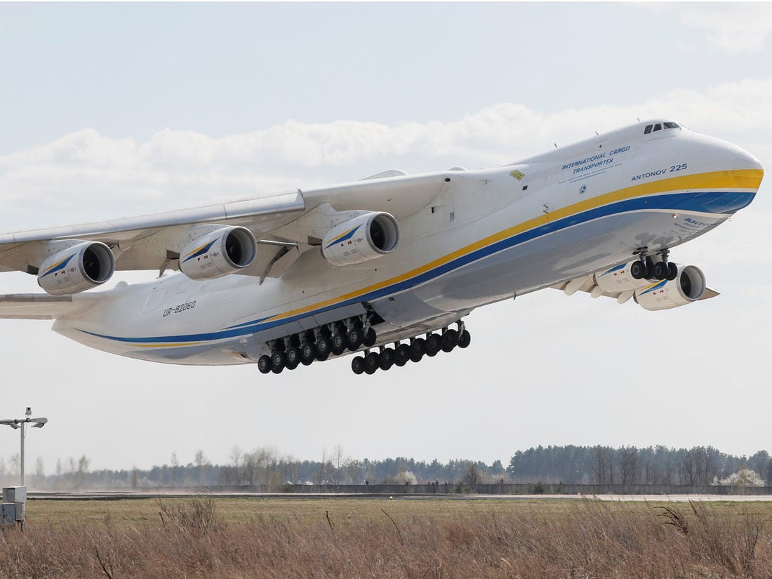 طائرة واحدة تكفي.. ما قصة العملاق الروسي الذي يحتاج 20 طن وقود لكل ساعة  طيران؟