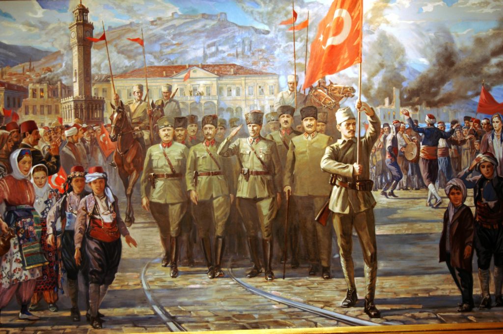 صورة تخيلية لاستقبال الأتراك لمصطفى كمال باشا والقادة العسكريين بعد تحرير إزمير من اليونانيين (Wikimedia)