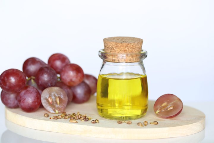 istock\ فوائد زيت بذور العنب