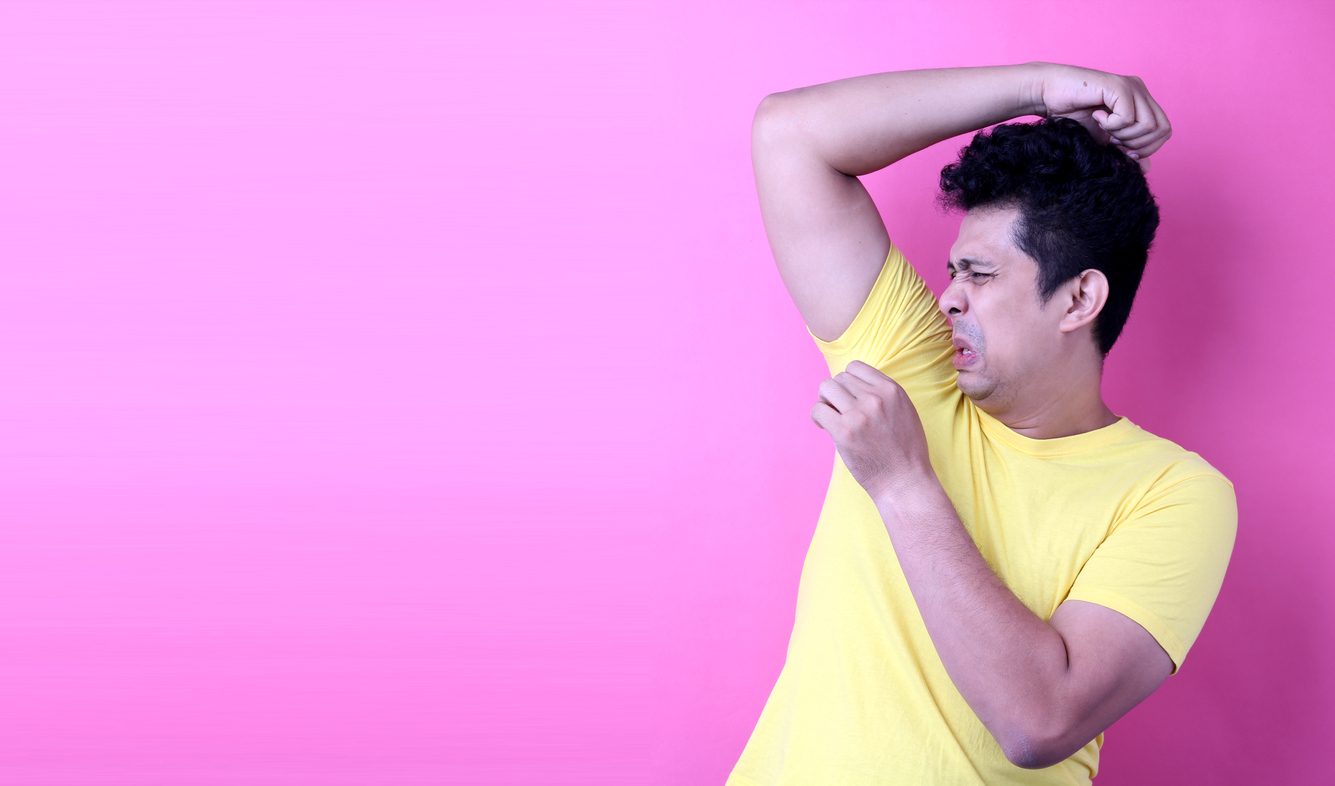 iStock/ التخلص من رائحة العرق تحت الإبط