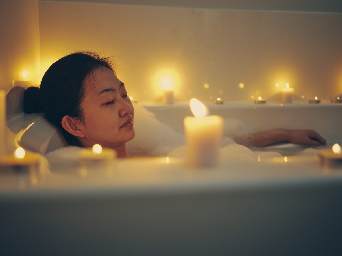 الزيوت العطرية \ ISTOCK
