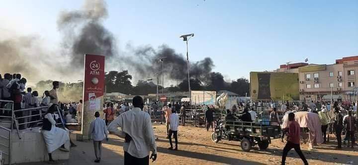 جانب من أحداث الشغب التي شهدتها المدينة