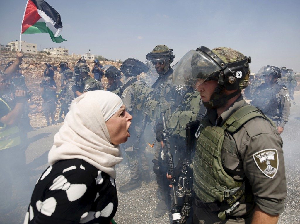 من هي القوى الفلسطينية التي شجّعت نقل جرائم إسرائيل  لـ”الجنائية الدولية”؟ وما موقف حماس من التحقيق الذي قد يدينها؟