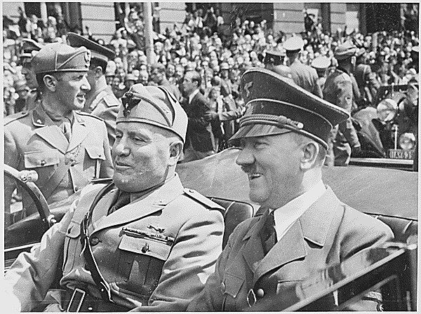 الفاشية و النازية و اليمين المتطرف