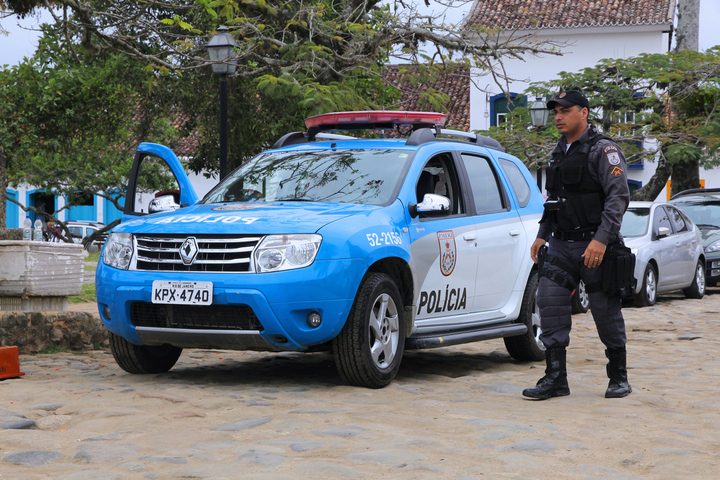 السجن 31 عاماً لزوجة السفير اليوناني بالبرازيل.. خططت لقتله مع “عشيقها” وقدمت رواية مغلوطة للشرطة