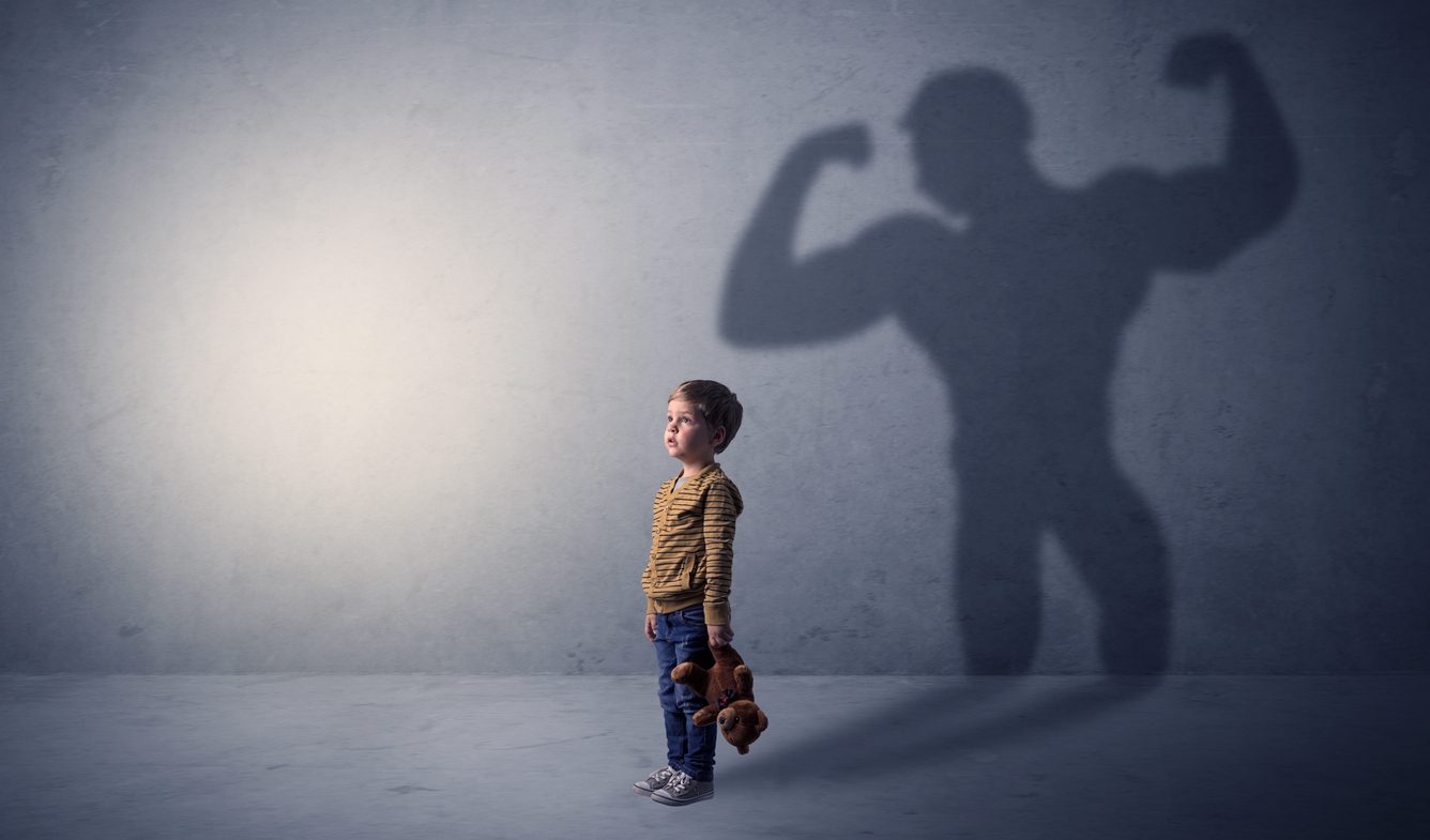 مثل معظم السلوكيات عند الطفل، يمكن تعزيز قدرات المثابرة لديه بالتدريب - iStock