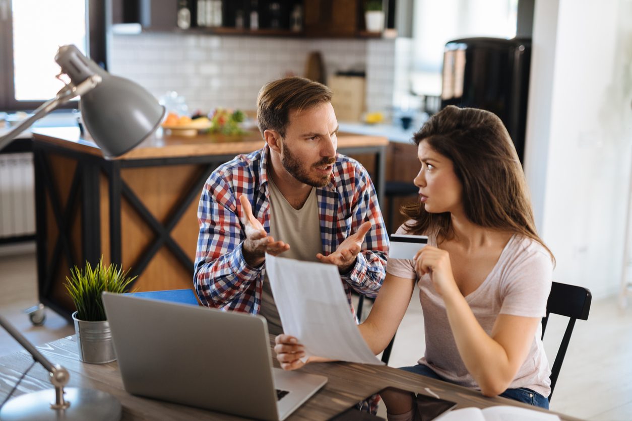 المشاكل المالية من الأسباب الرئيسية للطلاق - iStock