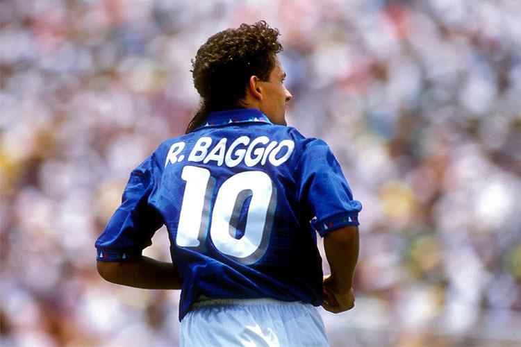 روبرتو باجيو بقميص منتخب إيطاليا
