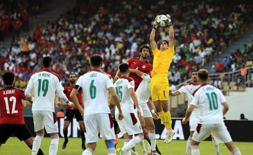 ياسين بونو حارس مرمى منتخب المغرب (رويترز)