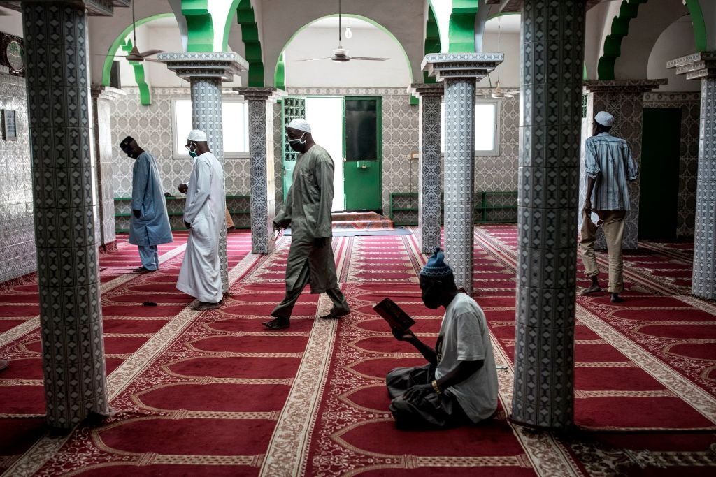 Getty Images/ الدين الإسلامي هو دين الأغلبية في السنغال، ويقدر أنّ نحو 94% من سكّان هذا البلد الواقع غربي القارة الإفريقية من المسلمين