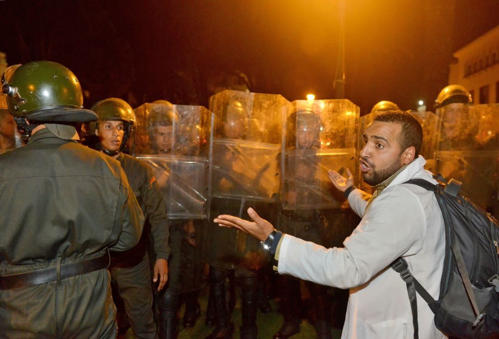 من احتجاجات الأساتذة المتعاقدين في المغرب (Getty image)