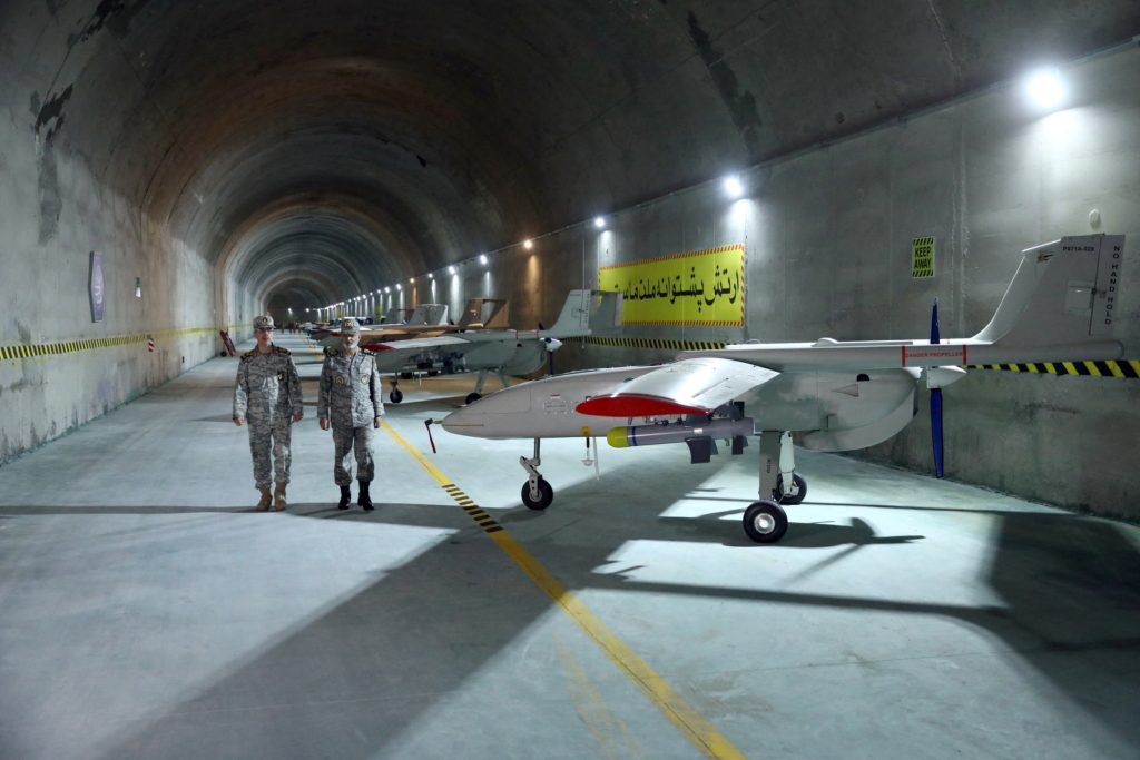 إيران قاعدة عسكرية طائرات مسيرة 