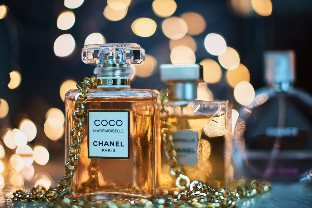 تمسّكت شانيل بفكرة ابتكار عطرها الخاص / shutterstock