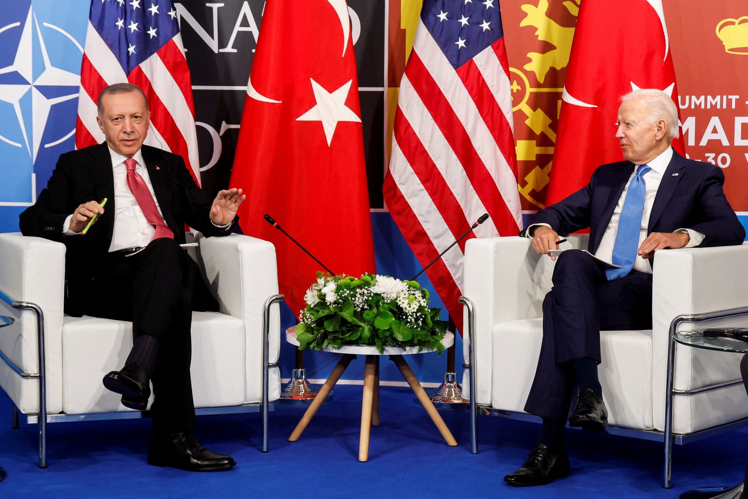 أردوغان: السويد وعدت بتسليم 73 إرهابياً إلى تركيا.. وبايدن يشدّد على ضرورة تسليم مقاتلات إف-16 لأنقرة