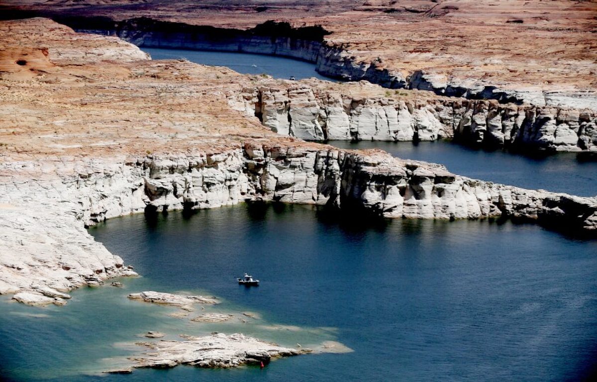 أسوأ موجة جفاف منذ 1200 عام.. ولايات الغرب الأمريكي تتصارع على المياه والحكومة تتجه لتقنينها
