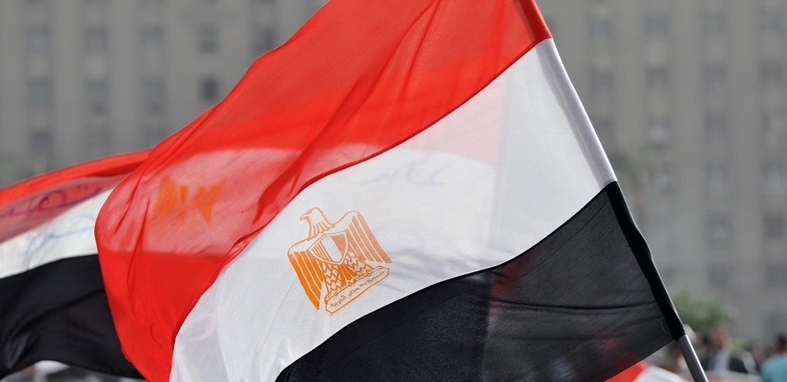 استغاث بأشقائه ففارقوا الحياة معاً! قصة مؤثرة لأربعة إخوة مصريين يلقون مصرعهم بصعقة كهربائية