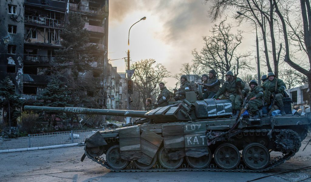 قوات تابعة لروسيا في أوكرانيا/ Getty Images