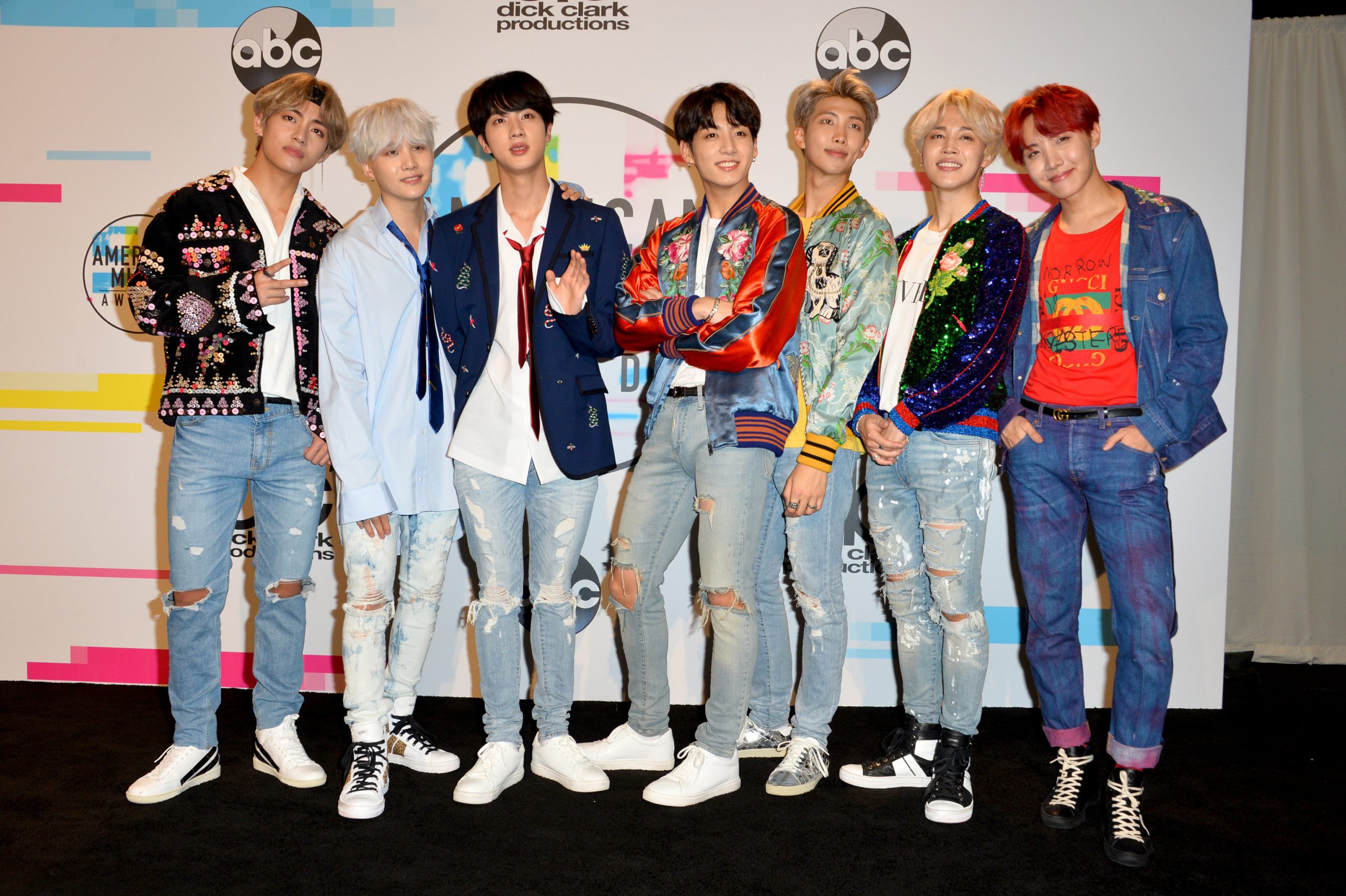 أعضاء فرقة BTS| shutterstock